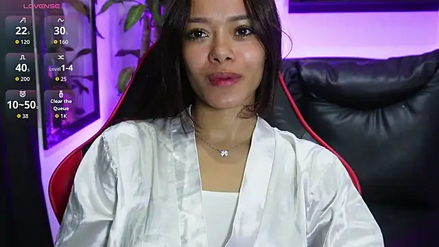 Snapshot of sara_sharma_ chatting on November 2025 02:17:01 PM sara sharma online show from November 2025 02:17:01 PM