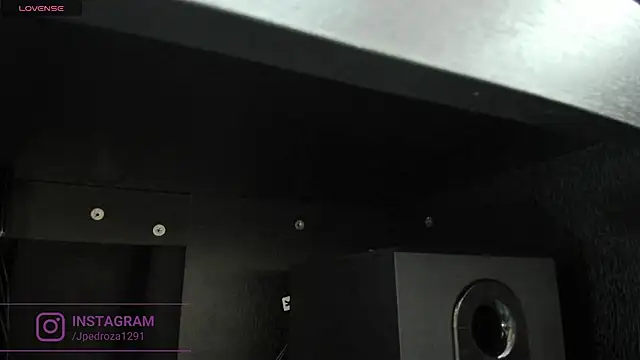 Snapshot of crystal_beennz chatting on December 2025 01:48:02 AM crystal beennz online show from December 2025 01:48:02 AM