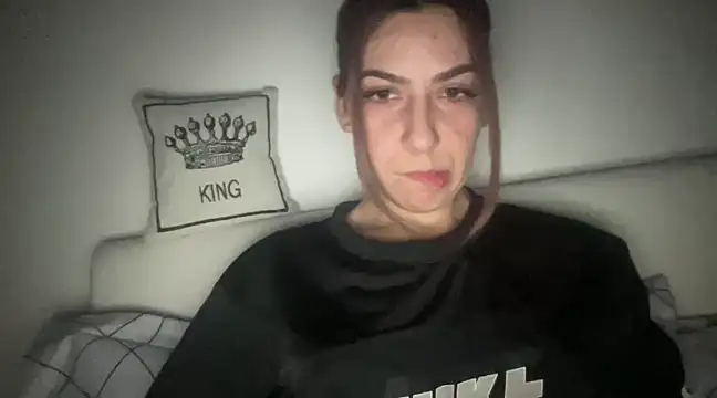 Snapshot of sarrah_rossy chatting on March 2025 09:00:02 PM sarrah rossy online show from March 2025 09:00:02 PM