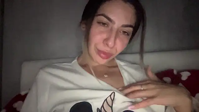 Snapshot of sarrah_rossy chatting on November 2025 09:59:01 PM sarrah rossy online show from November 2025 09:59:01 PM