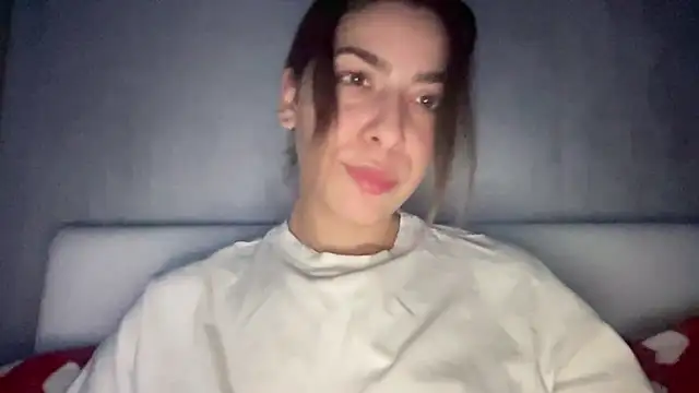 Snapshot of sarrah_rossy chatting on December 2025 10:38:02 PM sarrah rossy online show from December 2025 10:38:02 PM