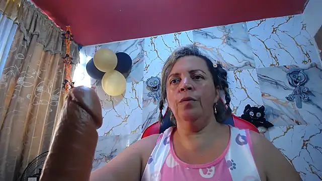 Snapshot of alina_maturehot chatting on October 2025 08:44:02 PM alina maturehot online show from October 2025 08:44:02 PM