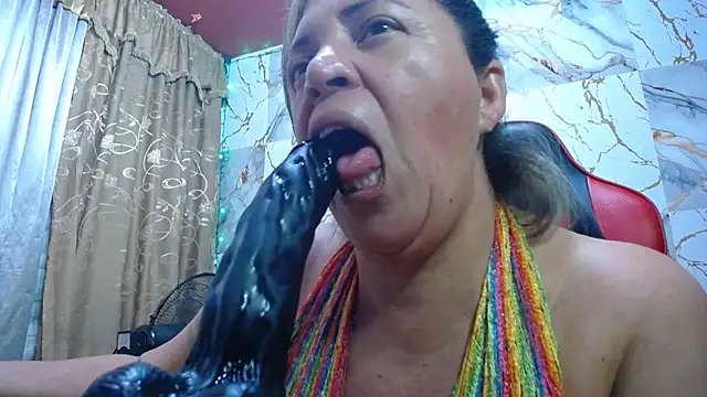 Snapshot of alina_maturehot chatting on November 2025 08:13:01 AM alina maturehot online show from November 2025 08:13:01 AM