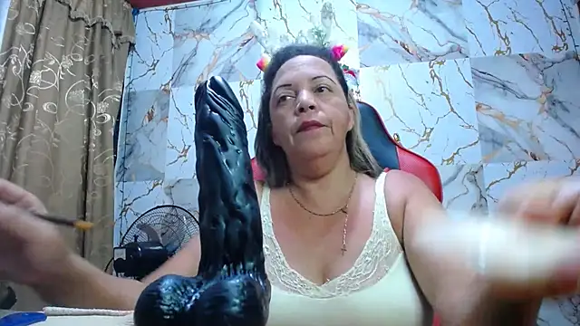 Snapshot of alina_maturehot chatting on December 2025 07:39:01 AM alina maturehot online show from December 2025 07:39:01 AM