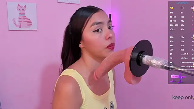 lanna brunette online show from February 2026 01:33:02 PM