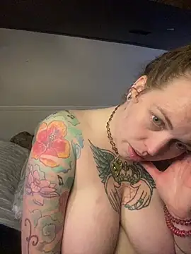 Snapshot of favoritestepsis chatting on November 2025 01:17:02 PM favoritestepsis online show from November 2025 01:17:02 PM