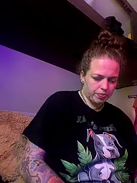 Snapshot of favoritestepsis chatting on November 2025 08:46:02 PM favoritestepsis online show from November 2025 08:46:02 PM