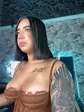 Snapshot of Scarlett-LS chatting on November 2025 01:44:01 AM Scarlett-LS online show from November 2025 01:44:01 AM