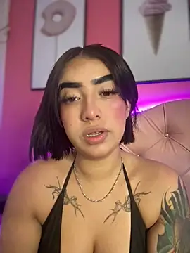 Snapshot of Scarlett-LS chatting on November 2025 02:24:01 AM Scarlett-LS online show from November 2025 02:24:01 AM