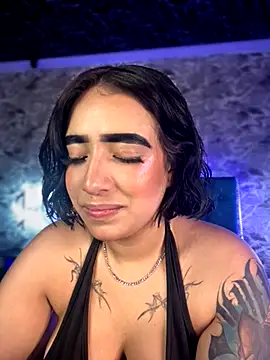 Snapshot of Scarlett-LS chatting on November 2025 02:14:02 AM Scarlett-LS online show from November 2025 02:14:02 AM