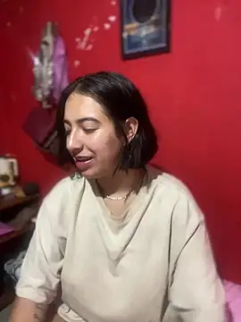 Snapshot of Scarlett-LS chatting on December 2025 10:36:01 PM Scarlett-LS online show from December 2025 10:36:01 PM