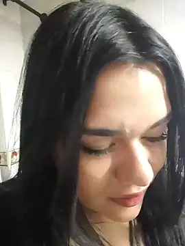 Snapshot of nikki_grey chatting on October 2025 04:00:01 AM nikki grey online show from October 2025 04:00:01 AM