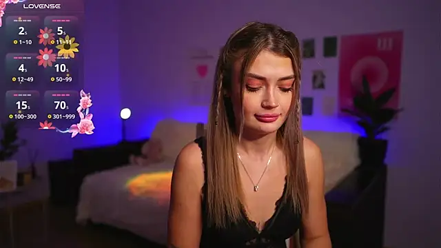 Snapshot of BellaSway chatting on March 2025 10:21:02 AM BellaSway online show from March 2025 10:21:02 AM