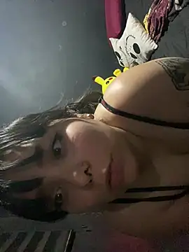 Snapshot of Solo_yoss chatting on February 2025 05:16:01 AM Solo yoss online show from February 2025 05:16:01 AM