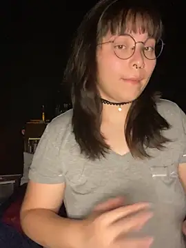 Snapshot of Solo_yoss chatting on September 2025 06:28:02 AM Solo yoss online show from September 2025 06:28:02 AM