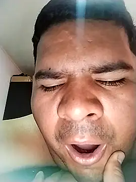 Snapshot of oscarshow24 chatting on February 2025 01:57:01 PM oscarshow24 online show from February 2025 01:57:01 PM