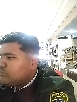 Snapshot of oscarshow24 chatting on February 2025 05:42:02 AM oscarshow24 online show from February 2025 05:42:02 AM