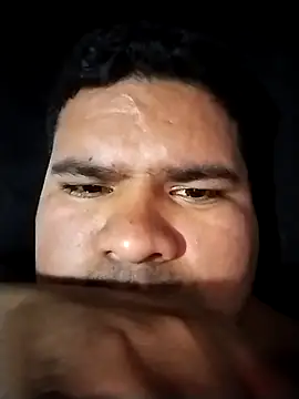 Snapshot of oscarshow24 chatting on February 2025 11:52:01 AM oscarshow24 online show from February 2025 11:52:01 AM