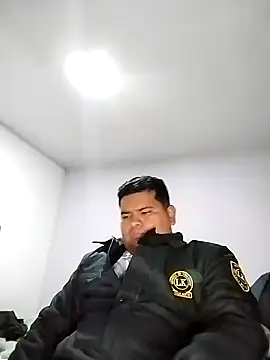 Snapshot of oscarshow24 chatting on March 2025 01:10:02 AM oscarshow24 online show from March 2025 01:10:02 AM