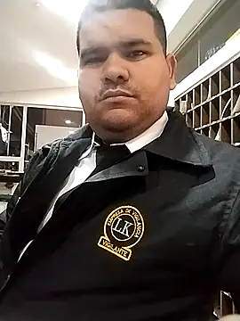 Snapshot of oscarshow24 chatting on March 2025 05:43:02 AM oscarshow24 online show from March 2025 05:43:02 AM