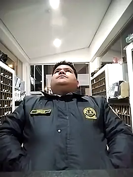 Snapshot of oscarshow24 chatting on November 2025 06:45:02 AM oscarshow24 online show from November 2025 06:45:02 AM