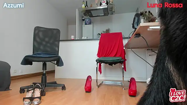 LunaRossaCam online show from May 2026 07:31:02 PM