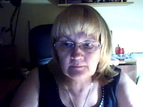 Snapshot of Violet5364 chatting on February 2025 07:31:02 PM Violet5364 online show from February 2025 07:31:02 PM