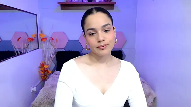 Lana Pearce online show from February 2025 12:59:01 PM