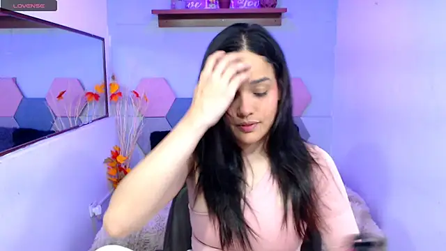 Lana Pearce online show from February 2025 01:08:02 PM