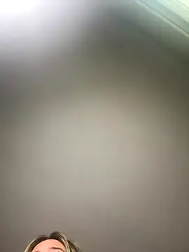 Snapshot of angelicasn0w chatting on October 2025 01:18:02 PM angelicasn0w online show from October 2025 01:18:02 PM