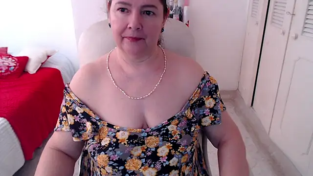 leonela 69 online show from June 2026 02:01:02 PM