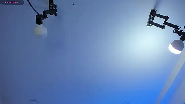 Snapshot of EmiliaRose_ chatting on December 2025 08:59:01 PM EmiliaRose online show from December 2025 08:59:01 PM