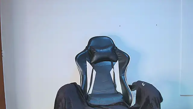 Snapshot of natasha_steele chatting on November 2025 09:14:01 PM natasha steele online show from November 2025 09:14:01 PM