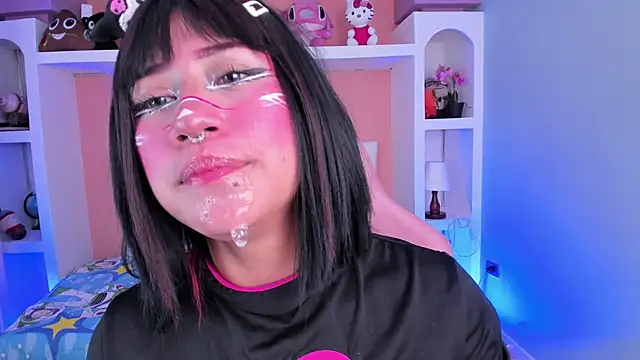 miss   megan online show from September 2025 02:37:02 AM