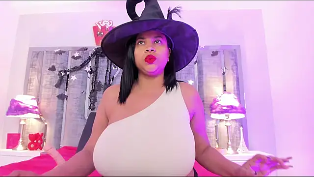 Ciara Benet online show from October 2025 12:17:01 PM