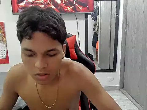 David Gil19 online show from March 2025 05:30:01 AM