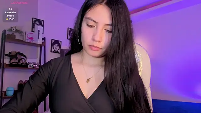 Miller Vanessa  online show from November 2025 08:42:02 PM