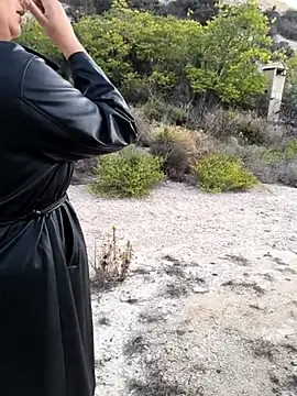 Mona Plus online show from October 2025 06:44:01 AM