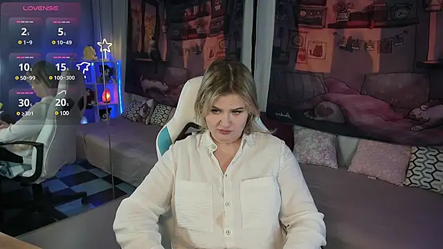 Snapshot of MargoBryan chatting on March 2025 08:31:02 PM MargoBryan online show from March 2025 08:31:02 PM