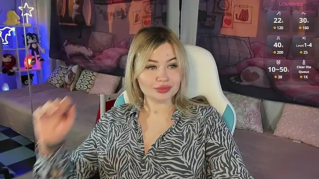 Snapshot of MargoBryan chatting on March 2025 05:39:02 PM MargoBryan online show from March 2025 05:39:02 PM