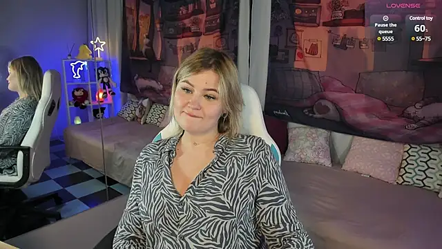 Snapshot of MargoBryan chatting on March 2025 08:45:02 PM MargoBryan online show from March 2025 08:45:02 PM