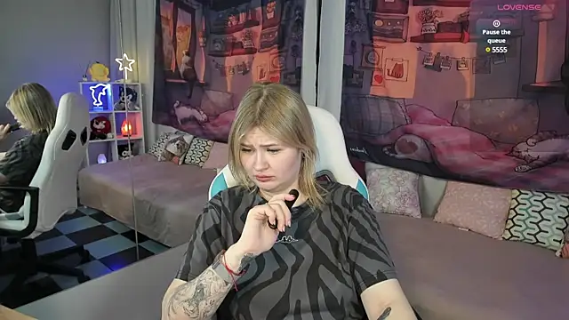 Snapshot of MargoBryan chatting on March 2025 01:34:01 PM MargoBryan online show from March 2025 01:34:01 PM