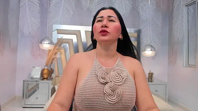 Snapshot of Layla_palmer chatting on February 2025 11:20:01 PM Layla palmer online show from February 2025 11:20:01 PM