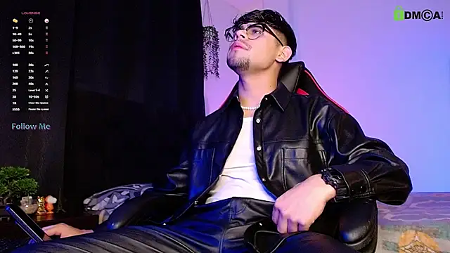 Snapshot of isaac-saenz chatting on November 2025 12:31:01 AM isaac-saenz online show from November 2025 12:31:01 AM