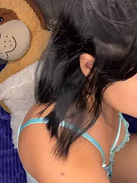 ZafiroKlein online show from November 2025 08:42:02 PM