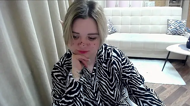 Snapshot of Finna_39 chatting on February 2025 02:39:01 AM Finna 39 online show from February 2025 02:39:01 AM