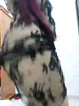 Snapshot of jamra_13 chatting on October 2025 04:30:02 PM jamra 13 online show from October 2025 04:30:02 PM