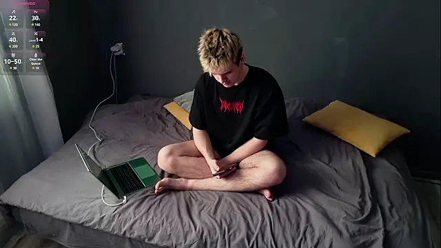 Snapshot of EdwinBlaze chatting on February 2025 03:25:02 AM EdwinBlaze online show from February 2025 03:25:02 AM