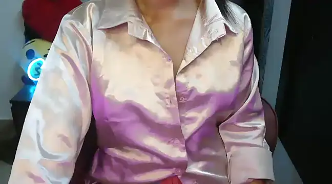 Snapshot of jenifermedow chatting on February 2025 02:26:01 PM jenifermedow online show from February 2025 02:26:01 PM