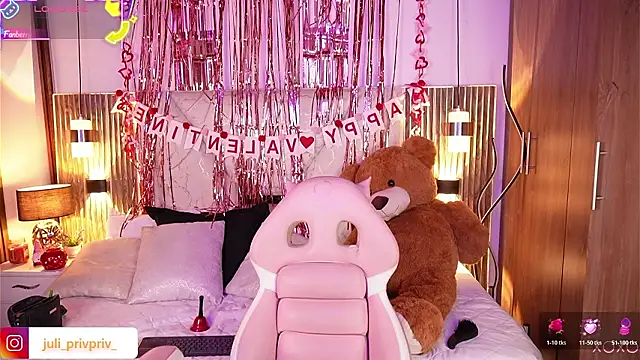 Snapshot of Julieta_priv chatting on February 2026 02:35:01 PM Julieta priv online show from February 2026 02:35:01 PM